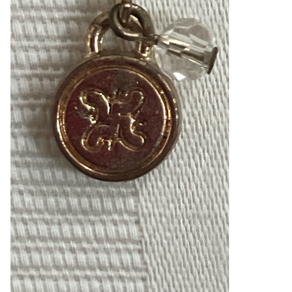 Vera Wang Faux Pearl Gold Tone Bib Statement Necklace - Picture 9 of 10